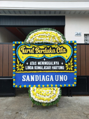Papan Bunga Duka di Wedung
